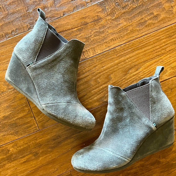 Tom’s size 10 forged iron grey - Picture 1 of 5